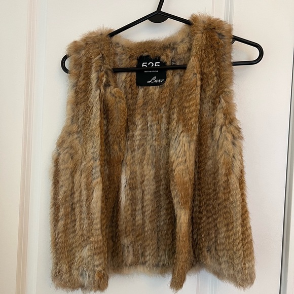 Real Rabbit Fur Vest - Picture 1 of 3